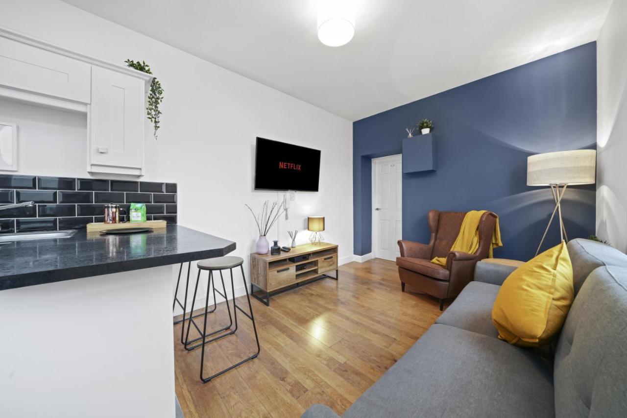 Central Gem Of Leamington Spa - Sleeps 5 Appartement Buitenkant foto